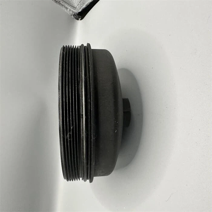 MC11 MC13 Engine Oil Filter Cover
